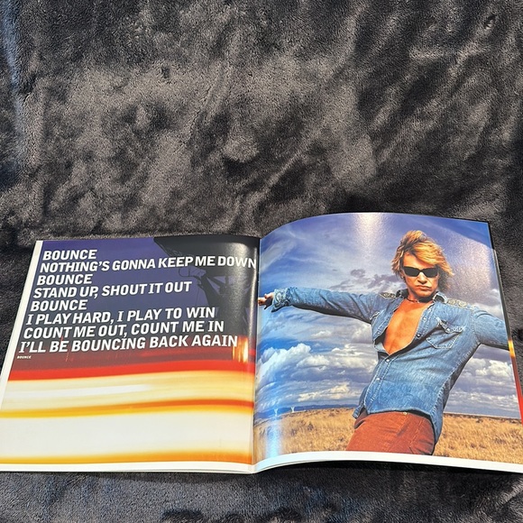 Bon Jovi Bounce 2003 tour program - Picture 6 of 9